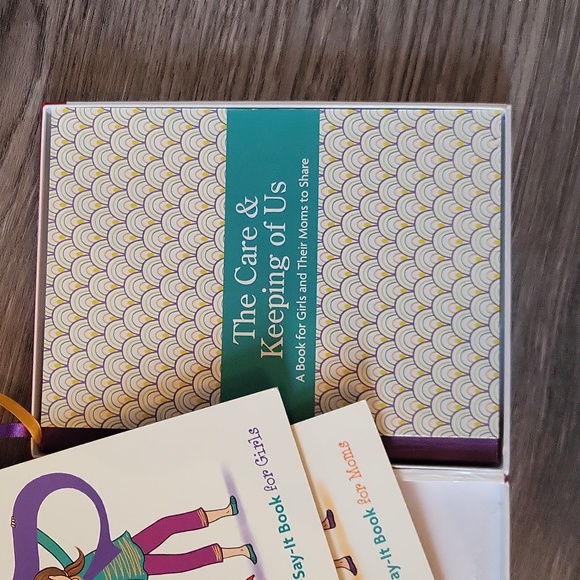 American girl l book l set l moms and daughters l box and books - Picture 3 of 6